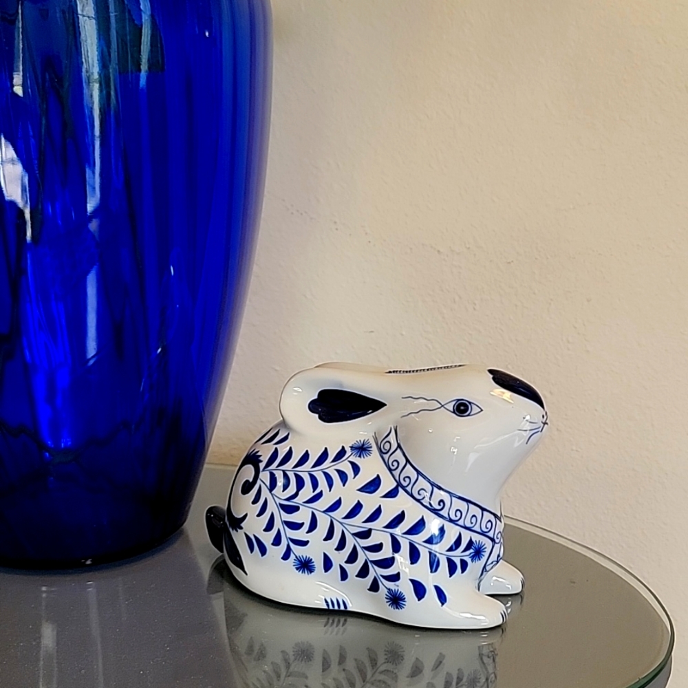 Porcelain Blue & White Rabbit 🐇 Bank: Thailand - Picture 1 of 5